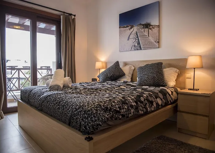 Terrace Close To Beaches בית נופש *