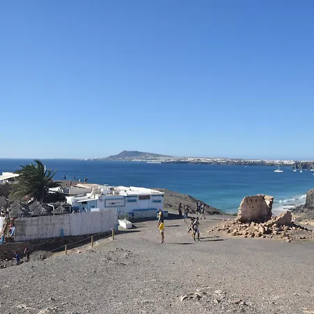 Terrace Close To Beaches 플라야블랑카