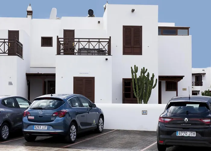 Terrace Close To Beaches * プラヤ・ブランカ